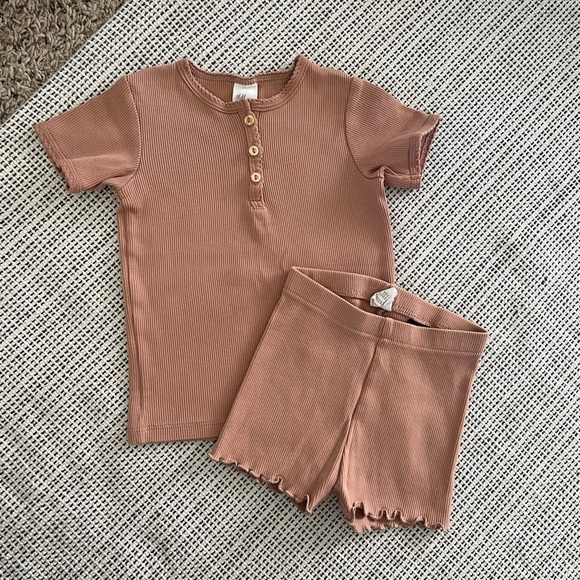 H&M Girls Shirt & Short Set - Picture 1 of 6